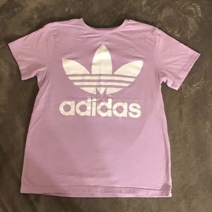 Fitted adidas tee